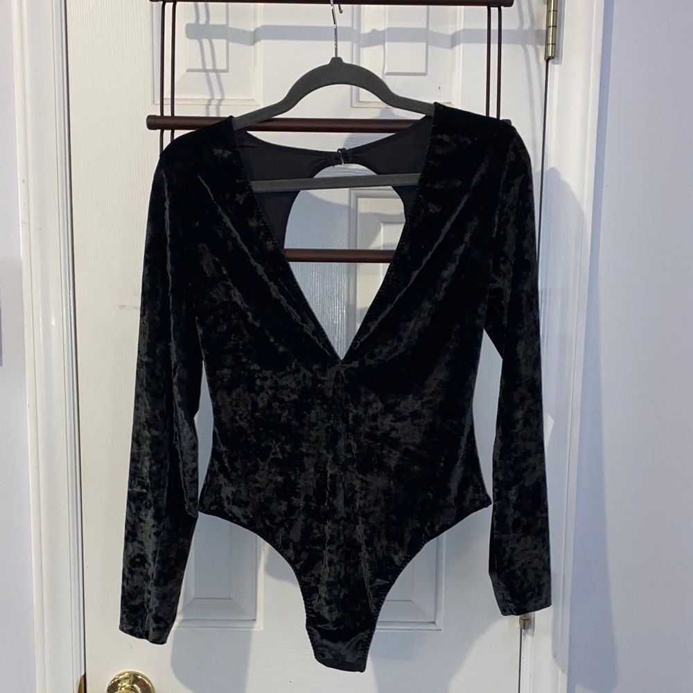 Victoria’s Secret crushed velvet bodysuit, 2017, excellent condition, size M/L